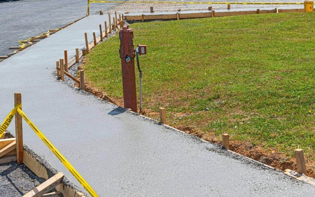 Concrete Mesquite TX's Staff working on a Concrete Sidewalk project in Mesquite TX.